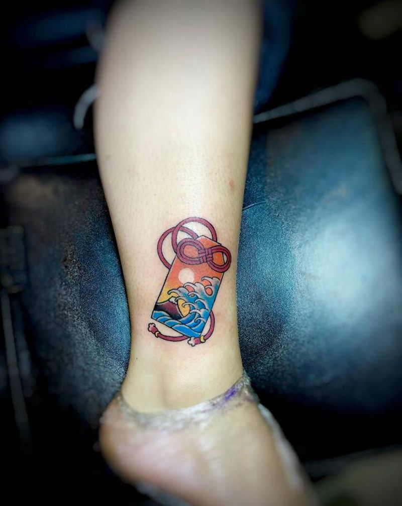 福袋纹身图片_脚部纹身图案