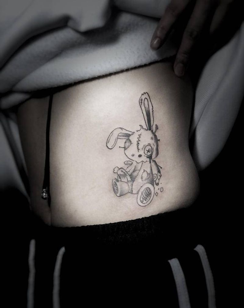 盖疤纹身图片_腹部纹身图案