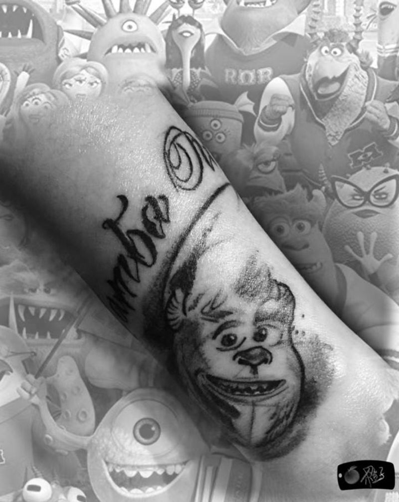 苏利文（怪兽大学）纹身图片_手臂花体字纹身图案