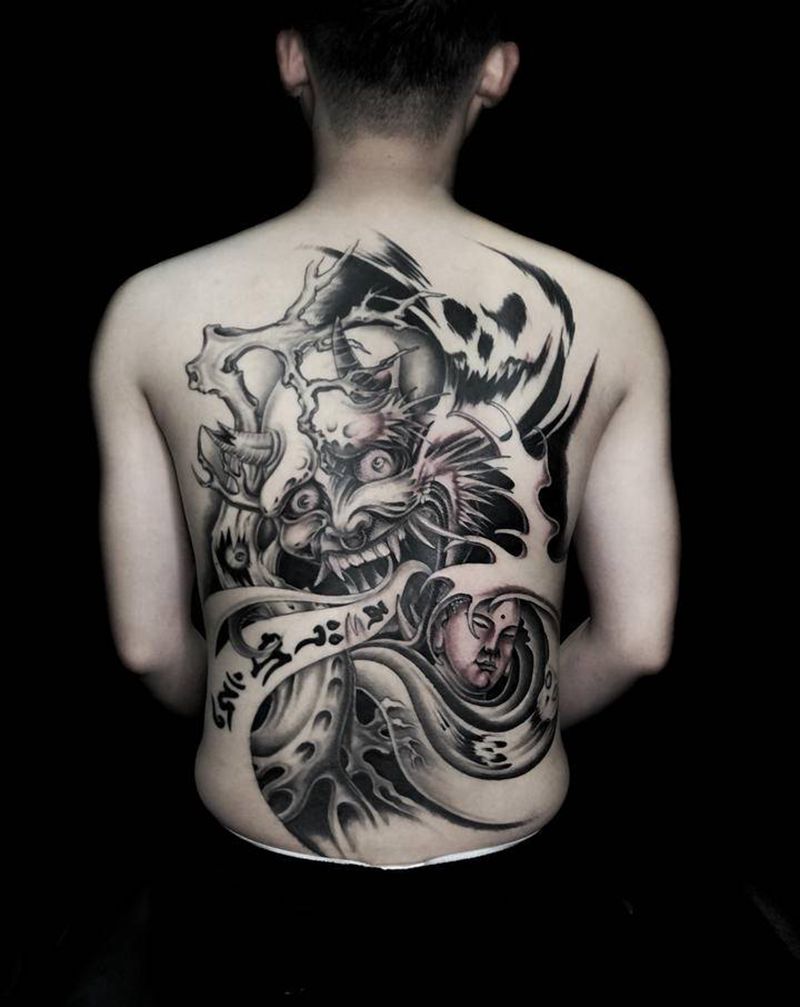 满背纹身图片_背部纹身图案