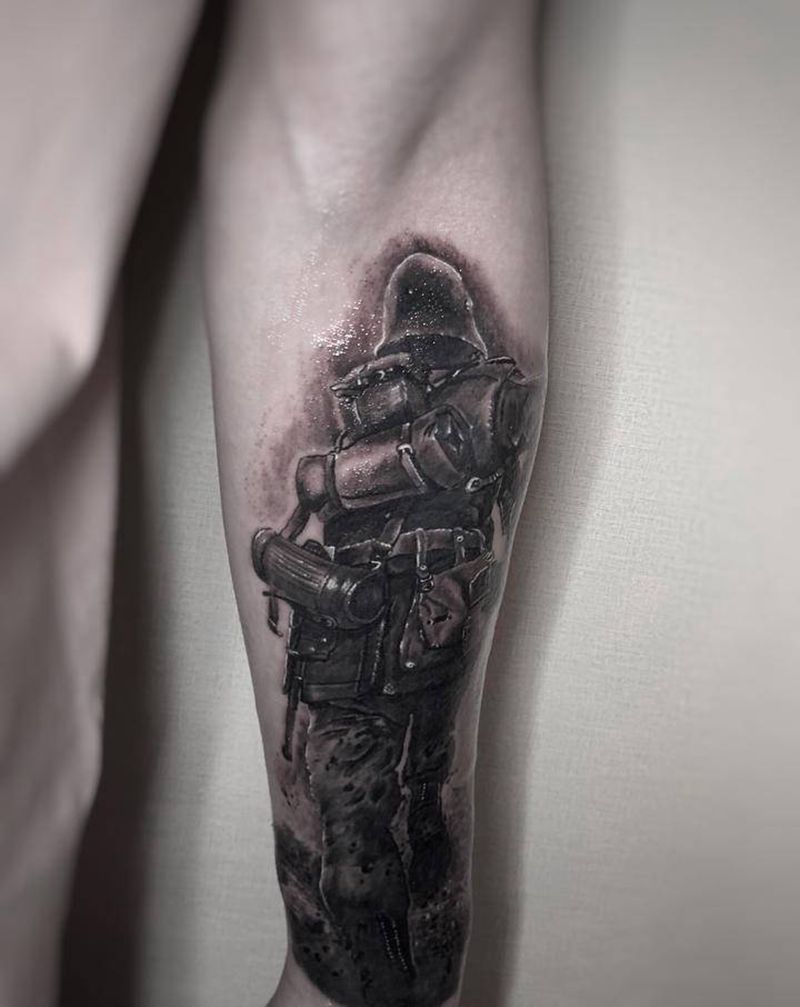 反战花臂 开工纹身图片_欧美写实反战战争纹身图案