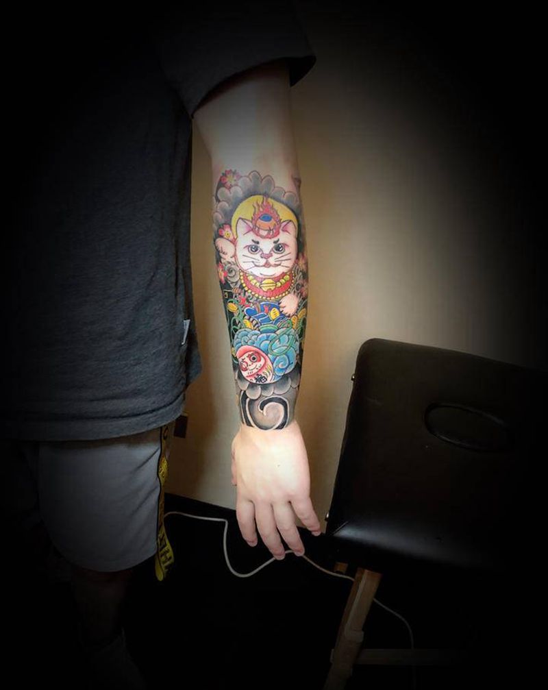 招财猫纹身图片_手臂老传统纹身图案