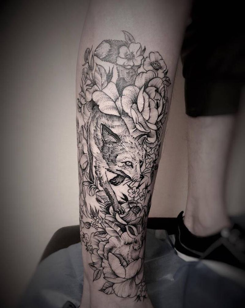 素花 狐狸纹身图片_腿部点刺动物 牡丹纹身图案