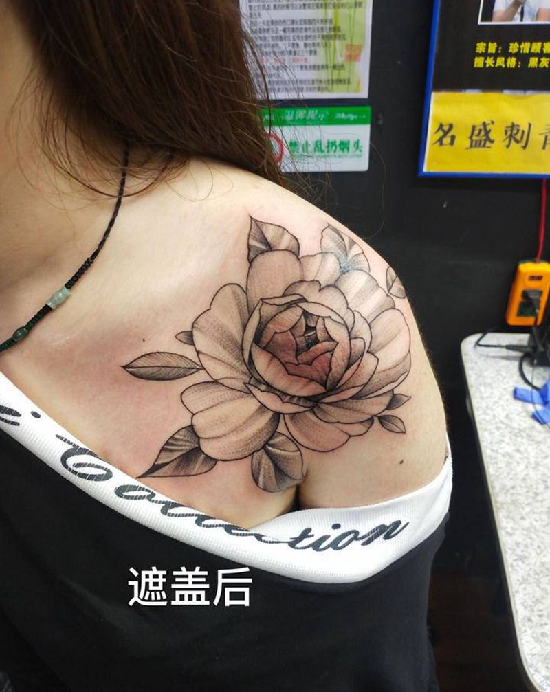 遮盖胎记纹身图片_肩部纹身图案