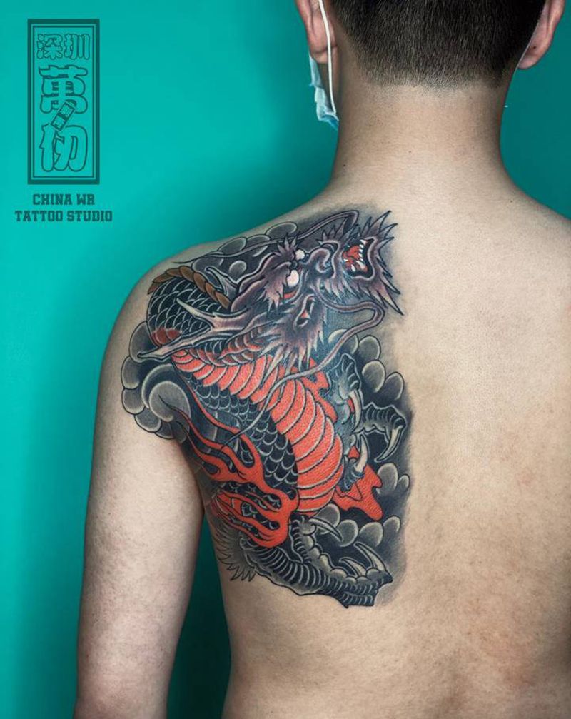 龙纹身图片_背部老传统纹身图案
