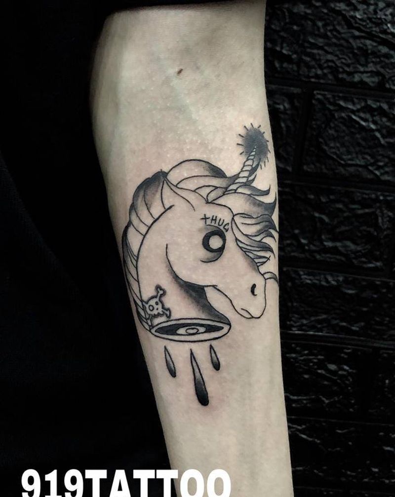 独角兽纹身图片_手部欧美小图纹身图案