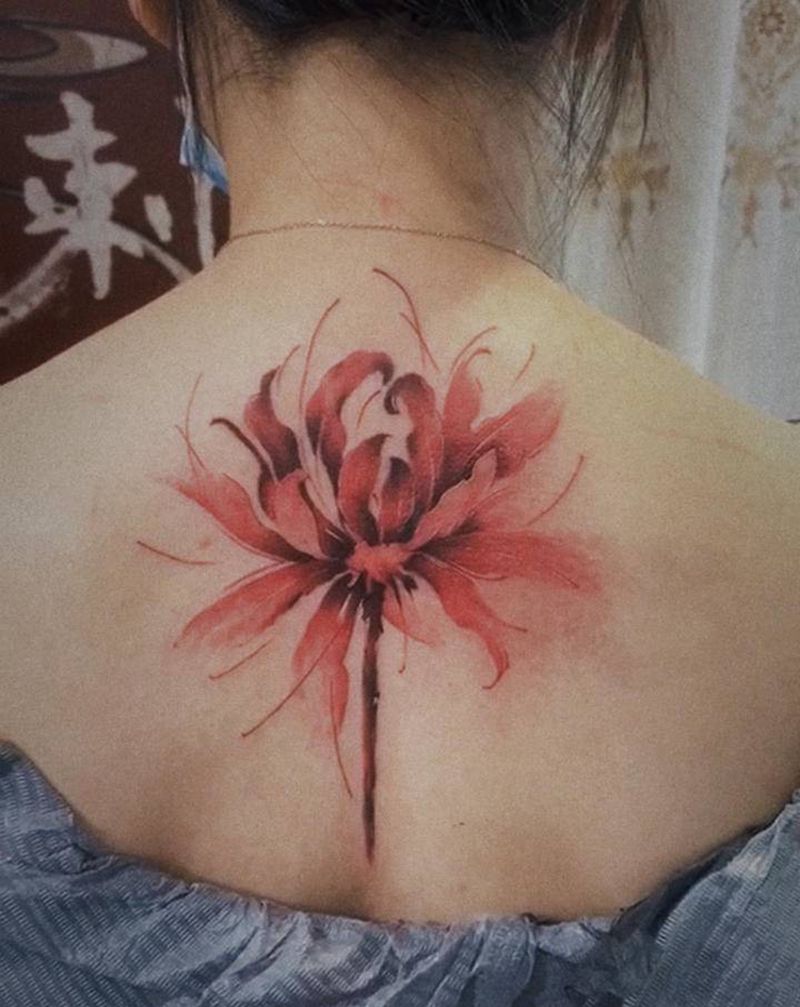 彼岸花纹身图片_水彩纹身图案