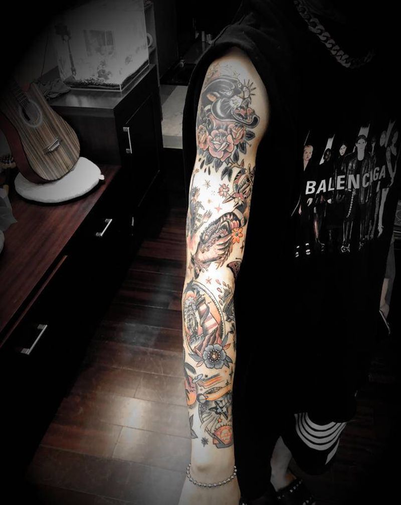 拼接花臂纹身图片_手臂Old School纹身图案