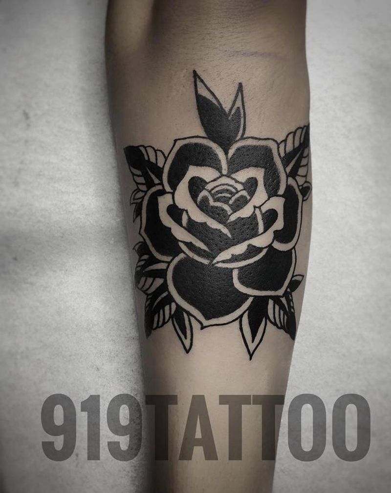 玫瑰纹身图片_手臂Old School纹身图案