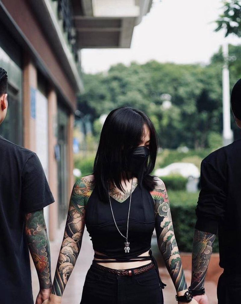 传统花臂纹身图片_手臂老传统纹身图案