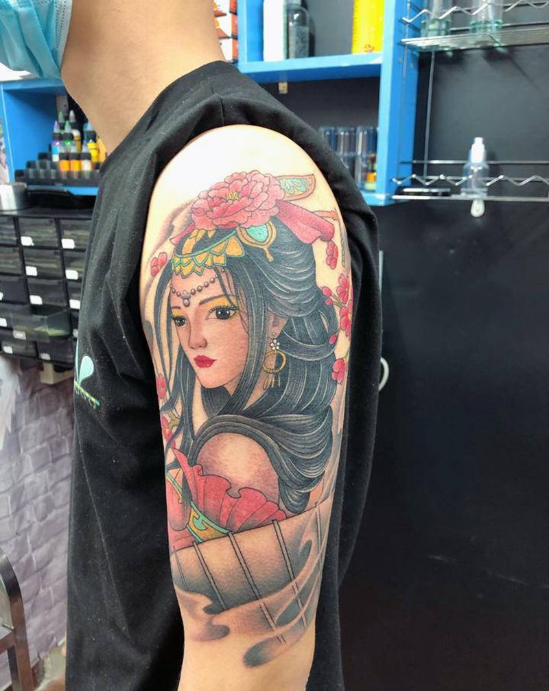 大臂 艺妓纹身图片_手臂纹身图案