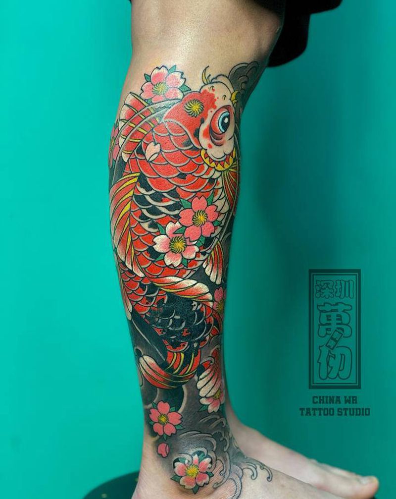 锦鲤纹身图片_腿部老传统纹身图案