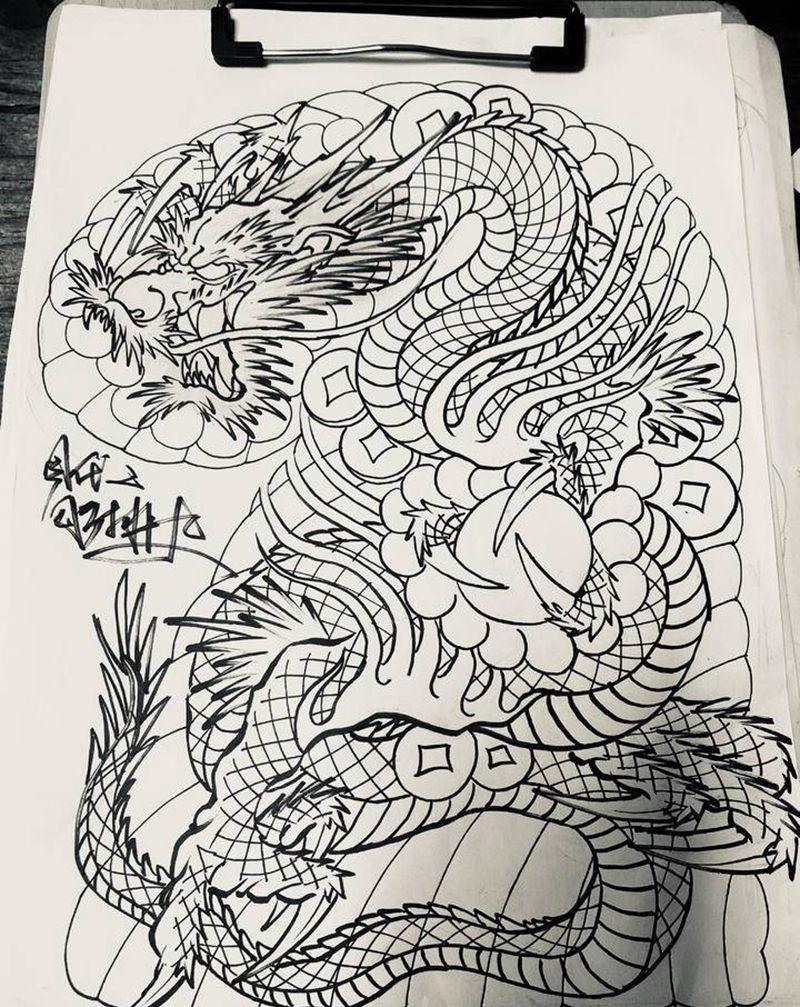 半甲 龙纹身图片_手部纹身图案