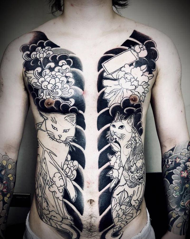 通体之路很漫长纹身图片_腹部胸部老传统新传统纹身图案