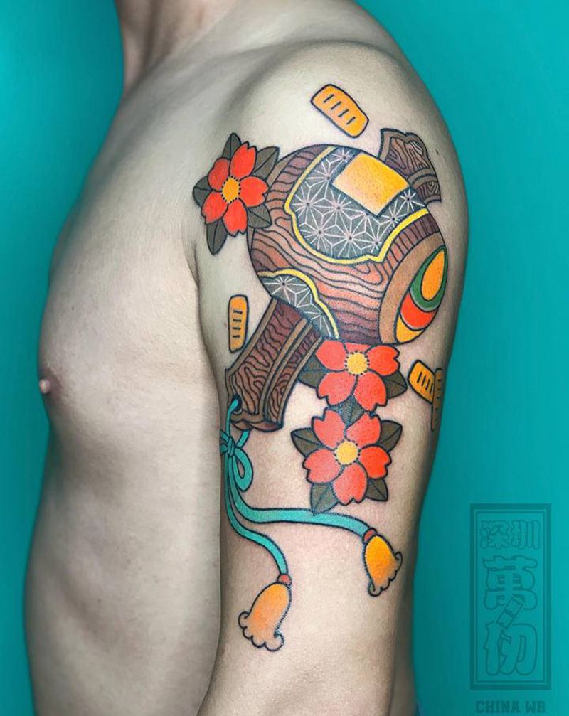 福锤纹身图片_手臂老传统纹身图案