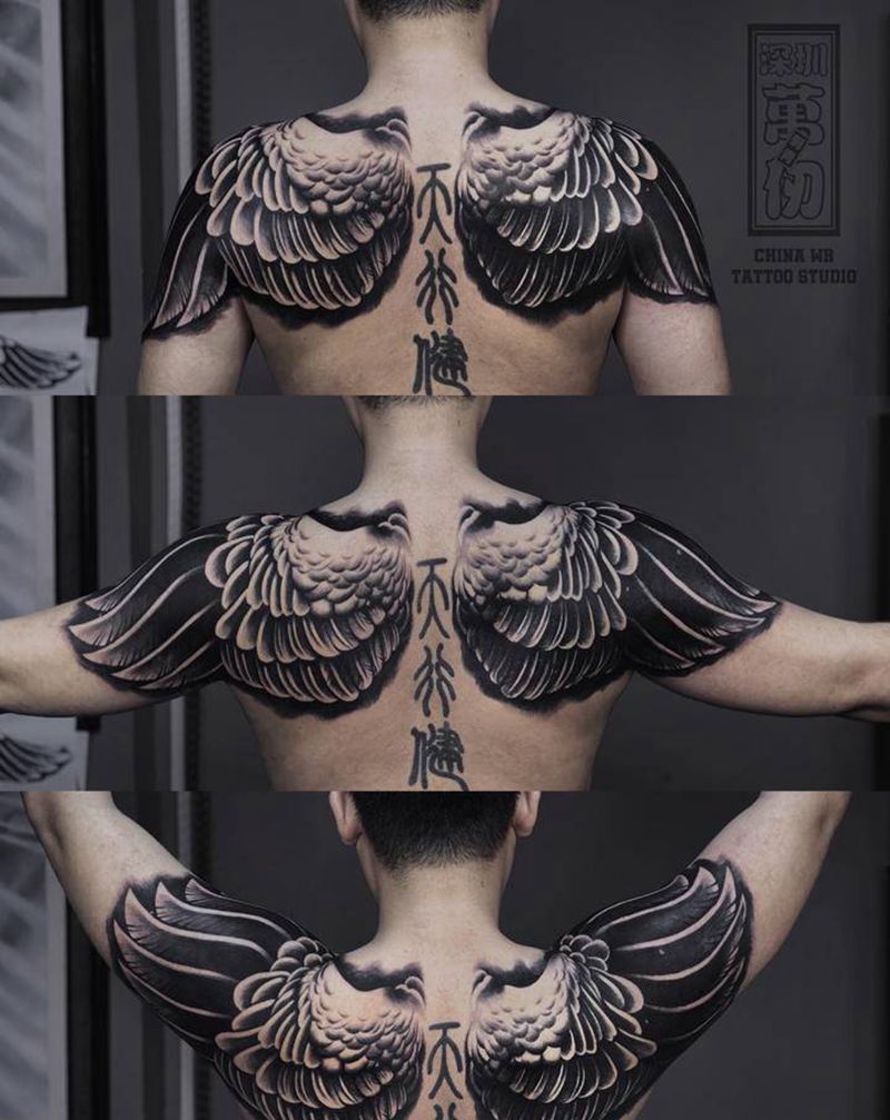 大鹏展翅纹身图片_手臂欧美写实纹身图案