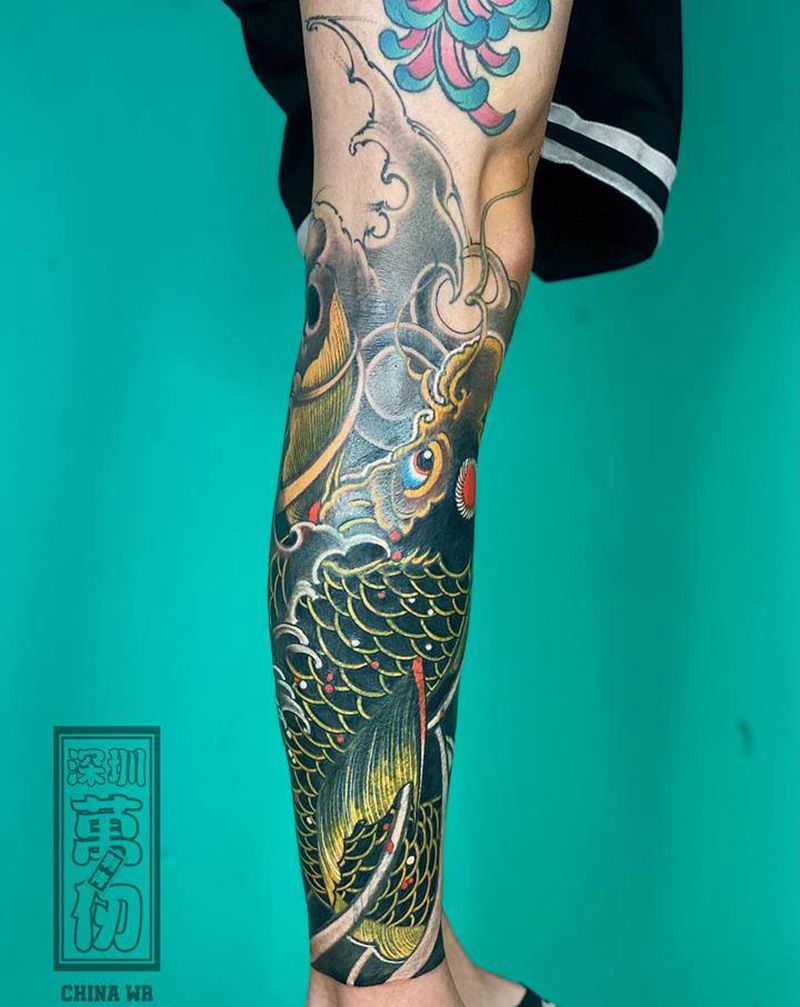 包小腿 锦鲤纹身图片_腿部新传统纹身图案