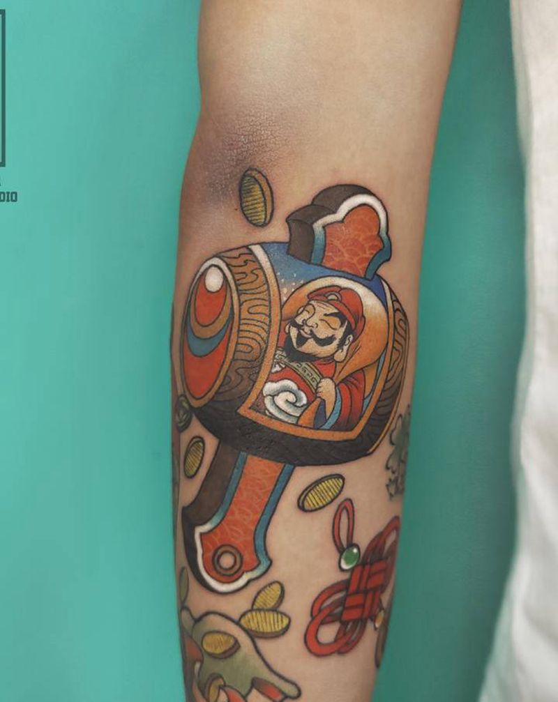 财神小福锤纹身图片_手臂手部新传统New School财神爷纹身图案