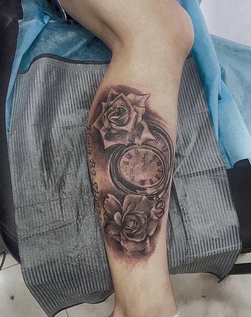 时钟纹身图片_腿部纹身图案