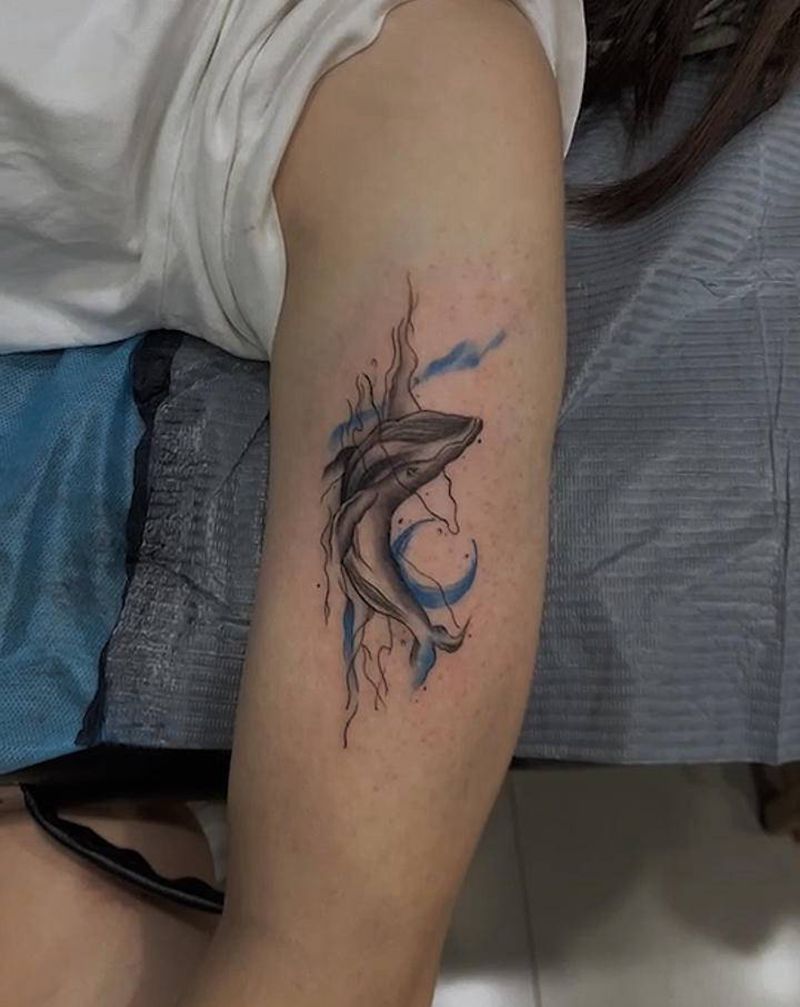 #鲸鱼纹身图片_水墨纹身图案