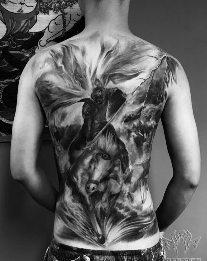 赵子龙纹身图片_背部新传统赵子龙满背纹身图案