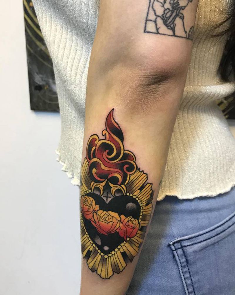 拼个小图纹身图片_手臂Old School纹身图案