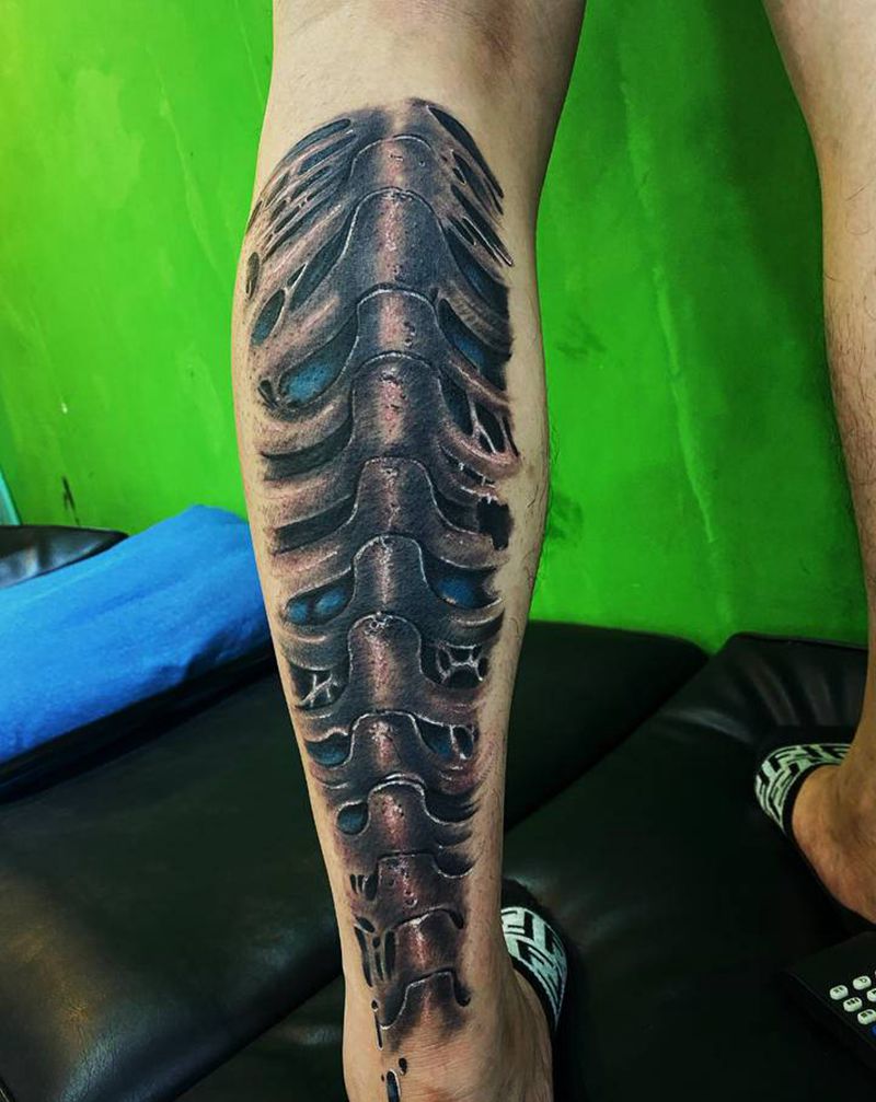 排骨纹身图片_脚部欧美写实纹身图案