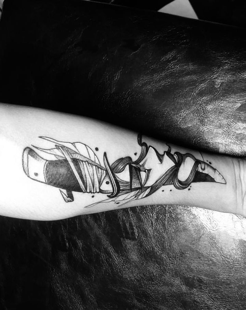 刀纹身图片_手臂纹身图案