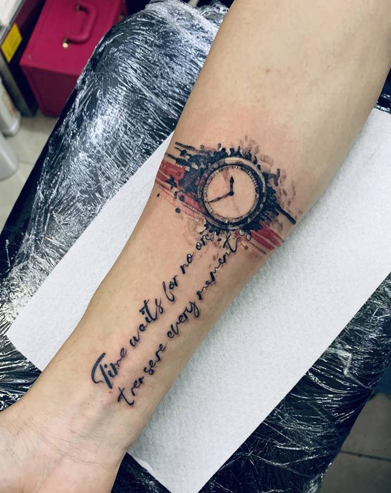 钟表纹身图片_手部纹身图案