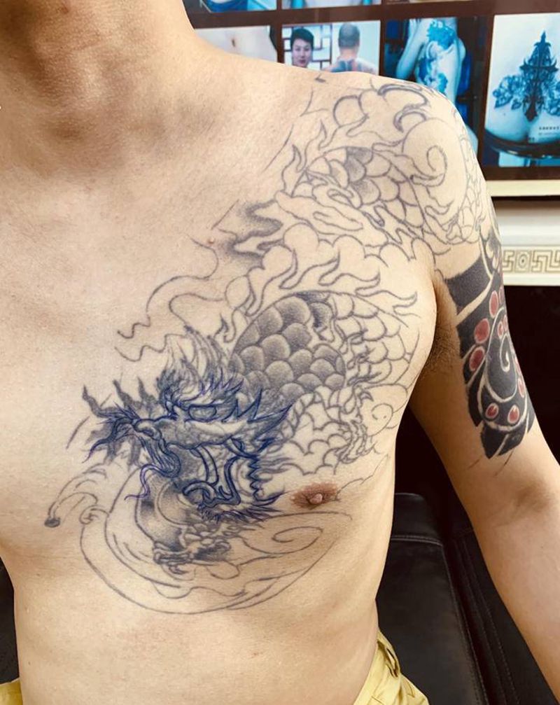 修改半甲作品纹身图片_胸部纹身图案