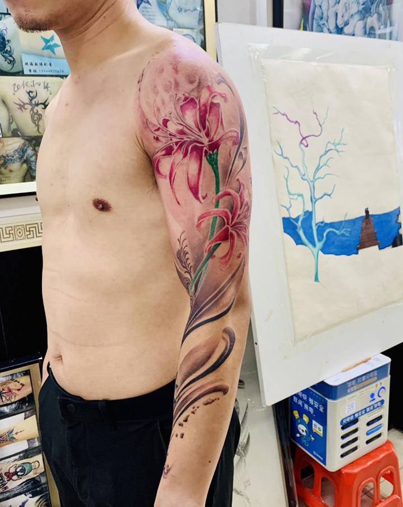 彼岸花纹身图片_手部纹身图案