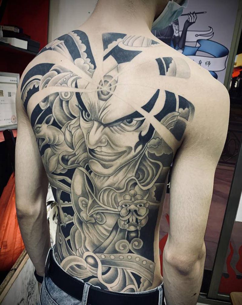 二郎神纹身图片_背部纹身图案