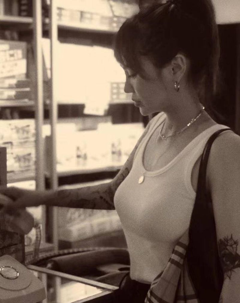 花臂纹身图片_手部纹身图案