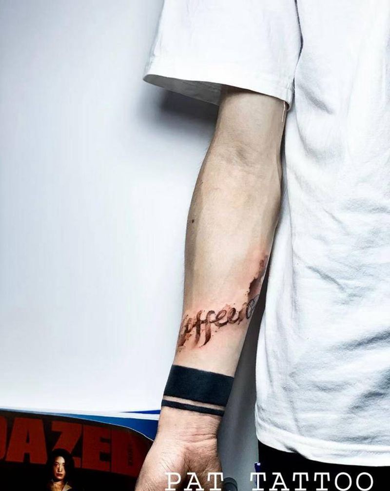 咖啡師的手 咖啡漬纹身图片_手部手臂纹身图案