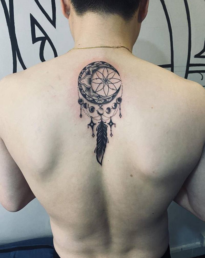 捕梦网纹身图片_背部欧美写实New School纹身图案