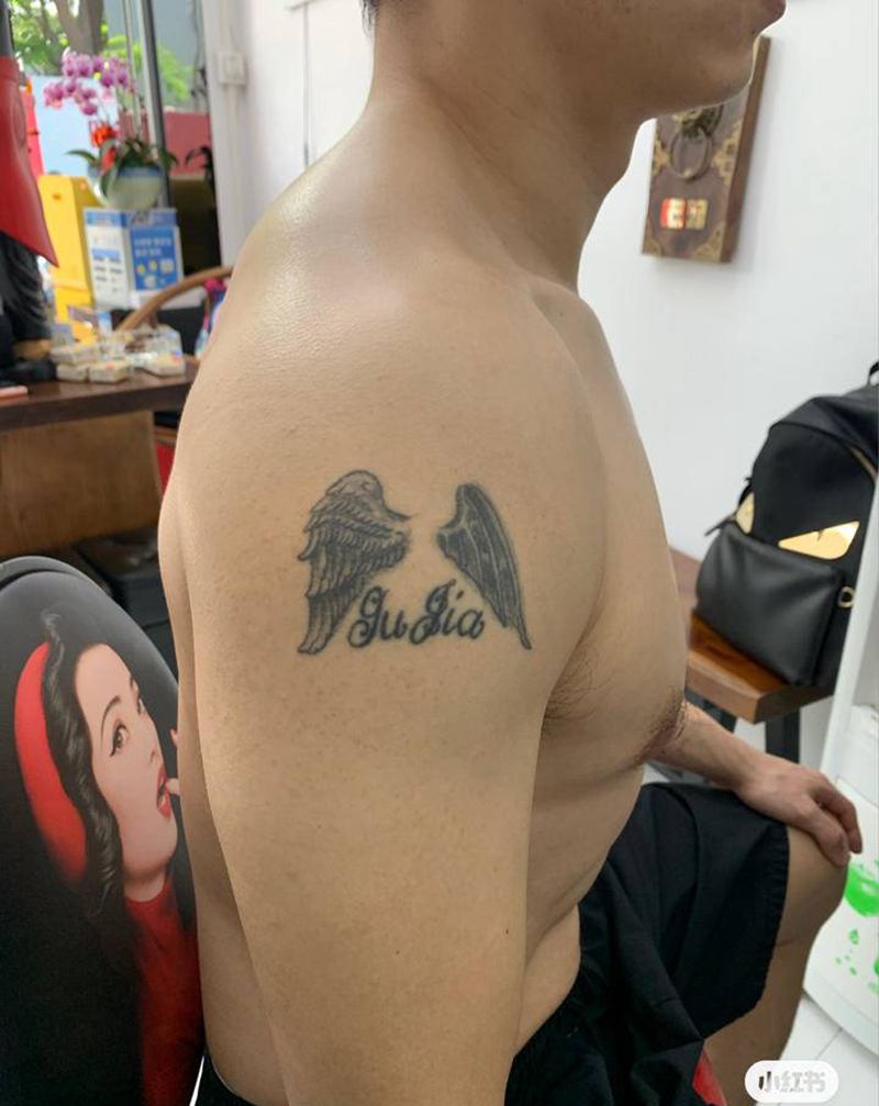 天使恶魔翅膀修改纹身图片_手部纹身图案