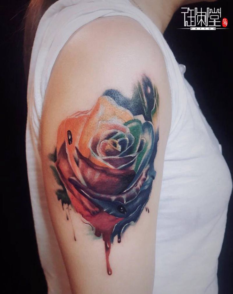 水彩玫瑰遮盖纹身图片_手臂欧美写实水彩纹身图案