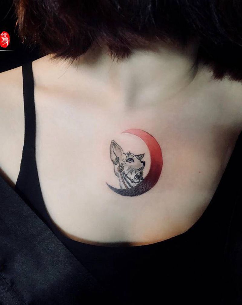 胸口 小清晰纹身图片_胸部纹身图案