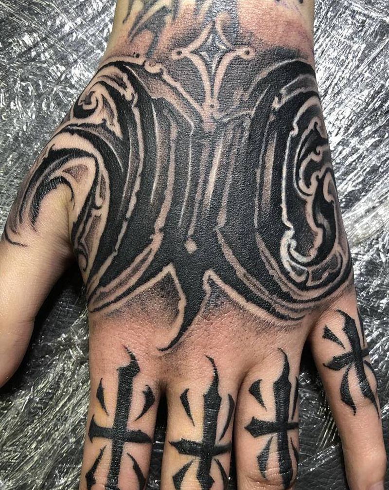 盖纹身图片_手部手臂花体字新传统纹身图案