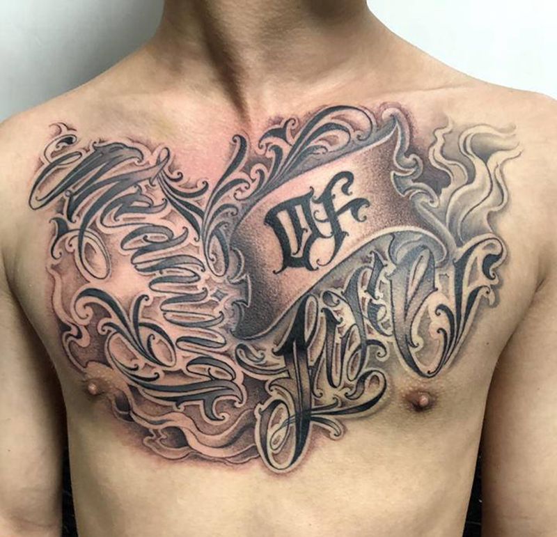 字纹身图片_胸部腹部花体字新传统纹身图案