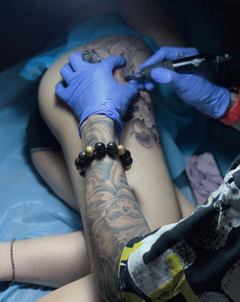 工作花絮纹身图片_欧美写实纹身图案