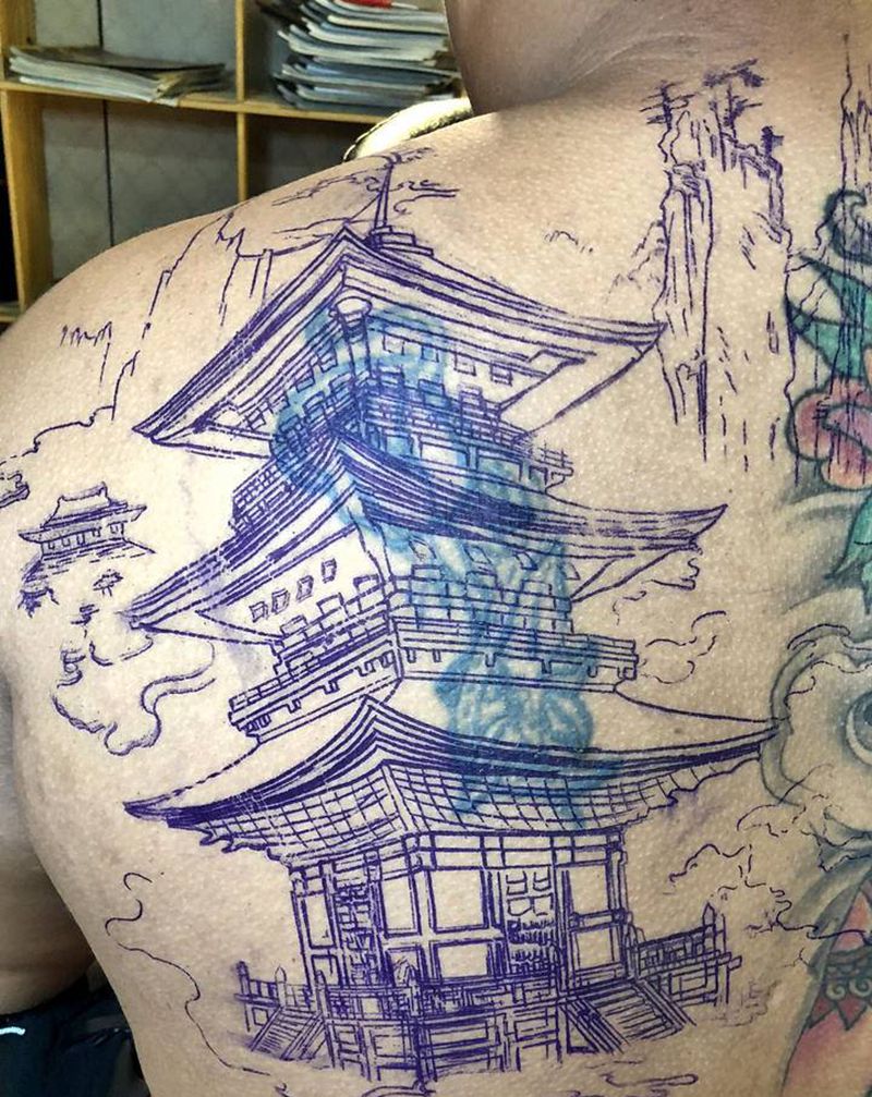 宝塔纹身图片_背部新传统纹身图案