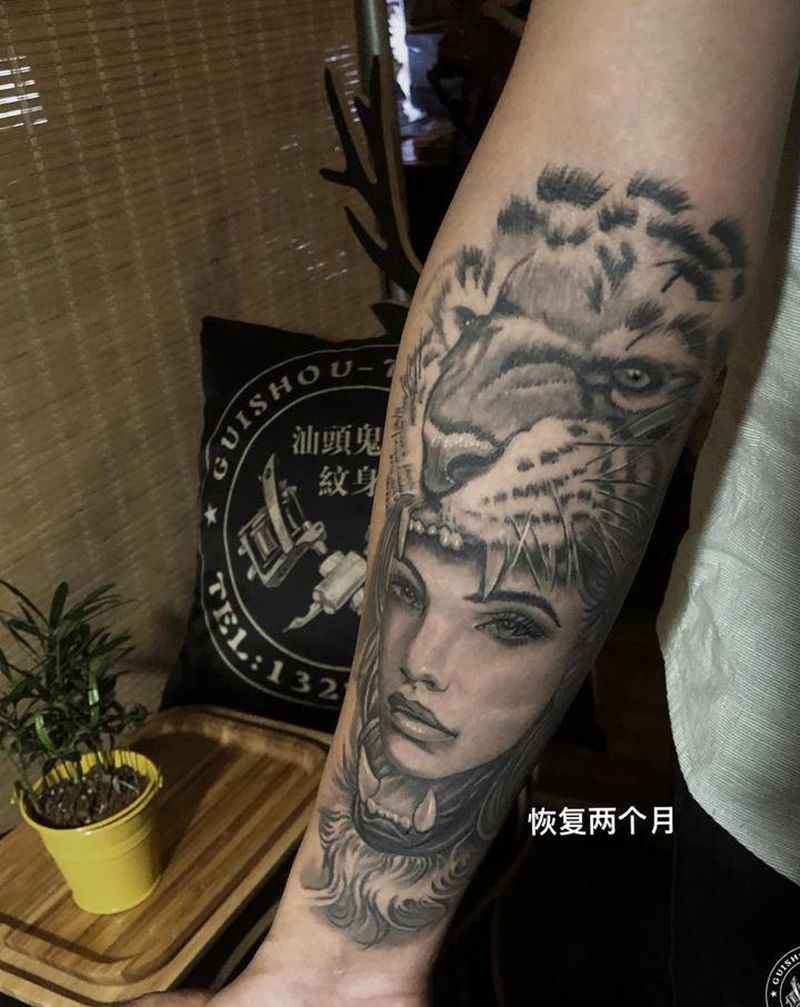 老虎纹身图片_手臂纹身图案