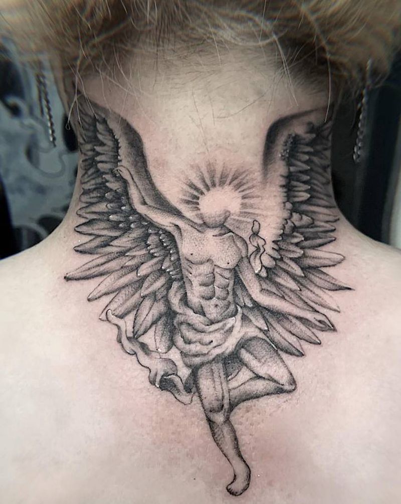 堕天使纹身图片_颈部点刺欧美写实纹身图案