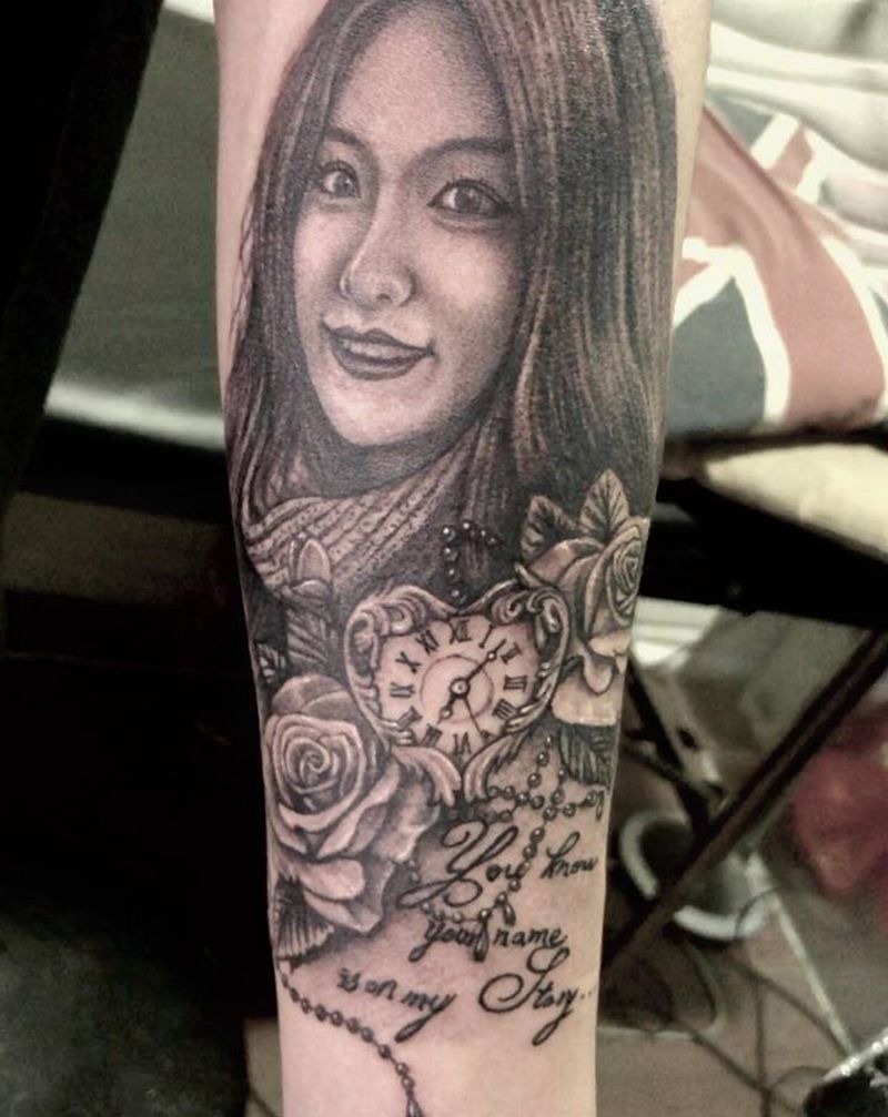 女朋友完成，现场设计制作纹身图片_手臂欧美写实纹身图案