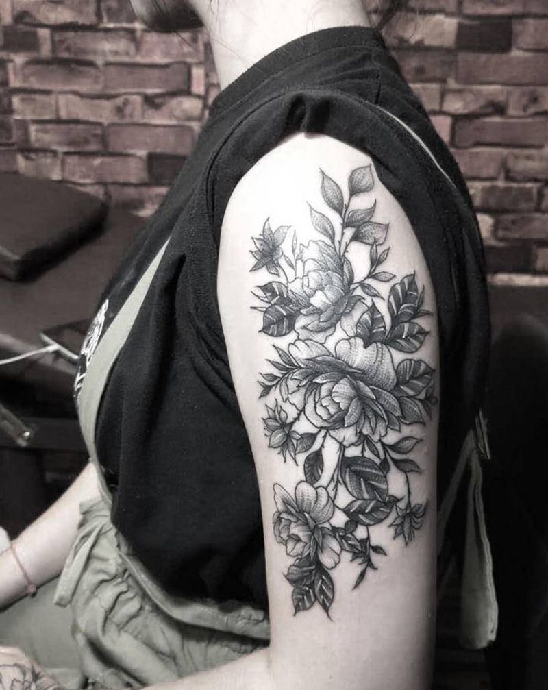 素花纹身图片_手臂点刺纹身图案