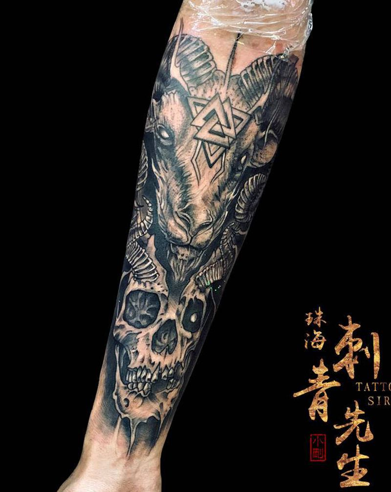 羊头骷髅纹身图片_手部手臂欧美写实纹身图案