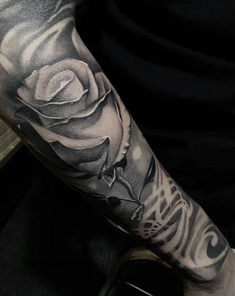 小发纹身图片_欧美写实纹身图案