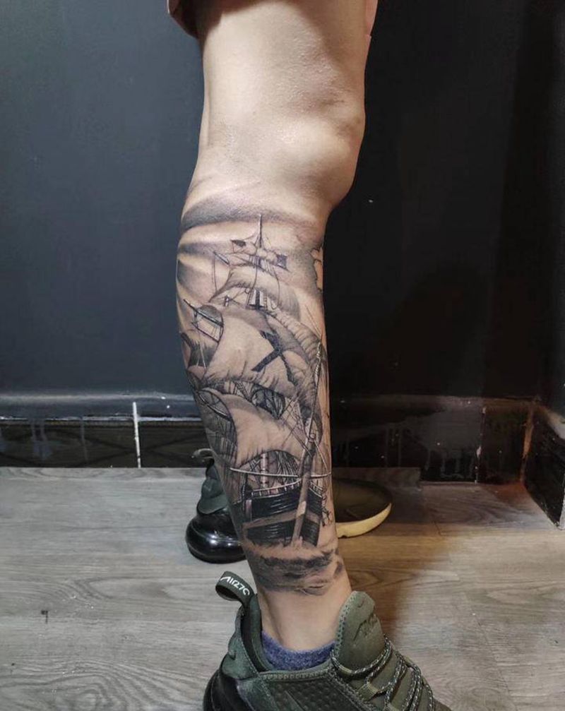 帆船纹身图片_腿部手臂欧美写实点刺纹身图案