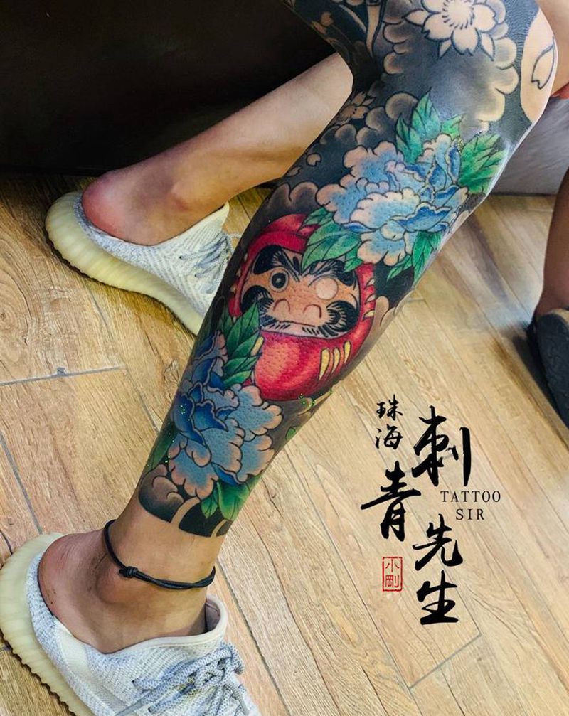 传统花腿纹身图片_腿部脚部老传统新传统纹身图案